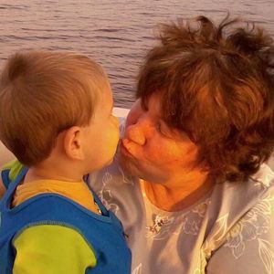 Meet your Posher, Debbie